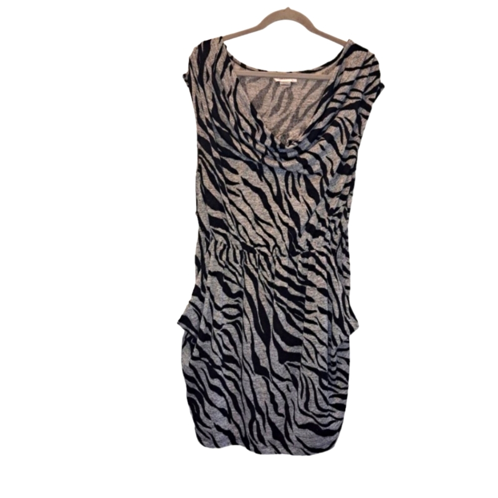 Time and a Half Cowl Neck Gray and Black Animal Print Dress with Pockets Size 3x